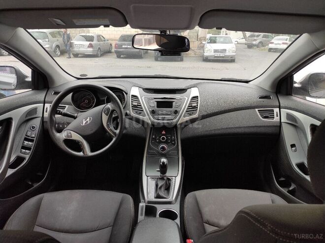 Hyundai Elantra 2013, 120,000 km - 1.6 l - Bakı