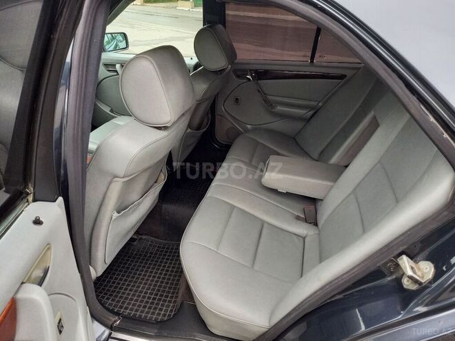 Mercedes C 220 2000, 324,745 km - 2.2 л - Sumqayıt