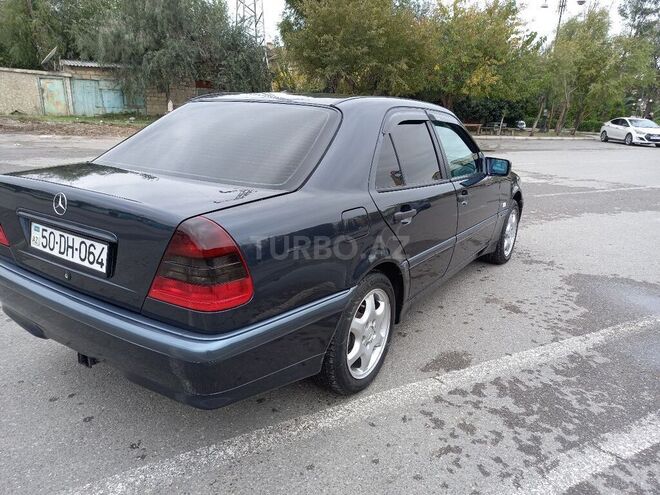 Mercedes C 220 2000, 324,745 km - 2.2 л - Sumqayıt