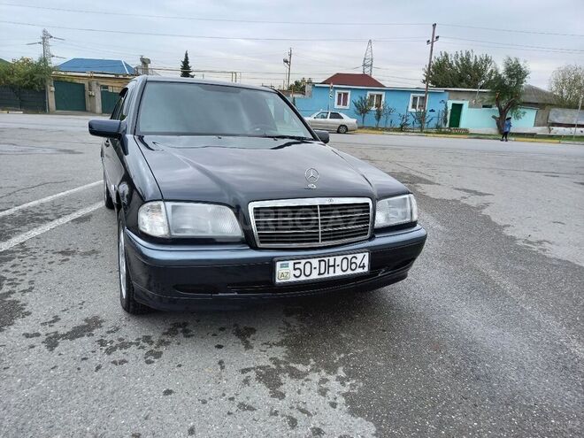 Mercedes C 220 2000, 324,745 km - 2.2 л - Sumqayıt