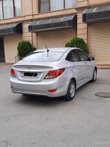 Hyundai Accent 2016, 135,000 km - 1.6 l - Bakı