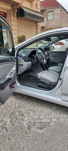 Hyundai Accent 2016, 135,000 km - 1.6 l - Bakı