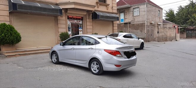 Hyundai Accent 2016, 135,000 km - 1.6 l - Bakı