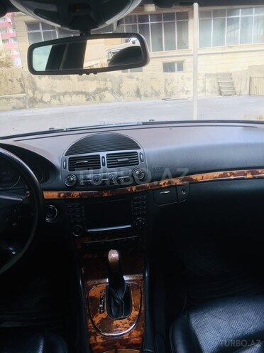 Mercedes E 320 2004, 290,000 km - 3.2 l - Bakı