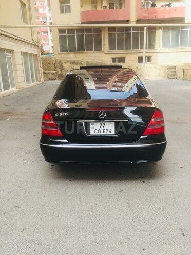 Mercedes E 320 2004, 290,000 km - 3.2 l - Bakı