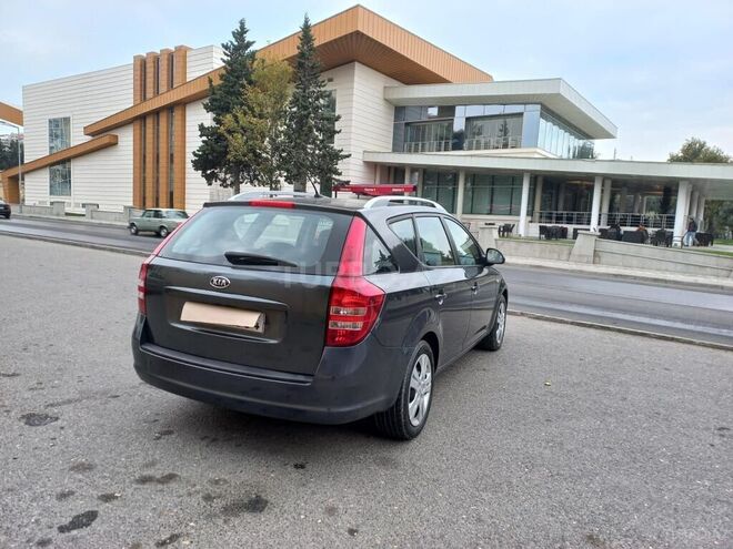 Kia Ceed 2009, 166,000 km - 1.6 l - Bakı