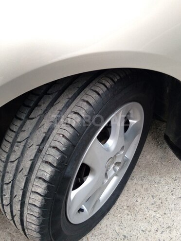 Toyota Corolla 2016, 200,000 km - 1.4 l - Bakı