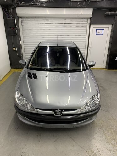 Peugeot 206 2004, 232,000 km - 1.4 l - Bakı