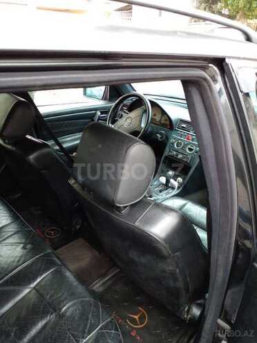 Mercedes C 220 1999, 412,270 km - 2.2 l - Bakı