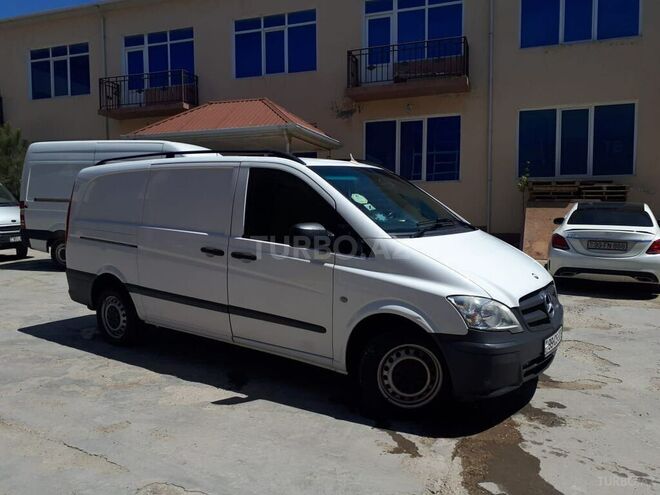 Mercedes Vito 111 2010, 240,000 km - 2.2 л - Bakı