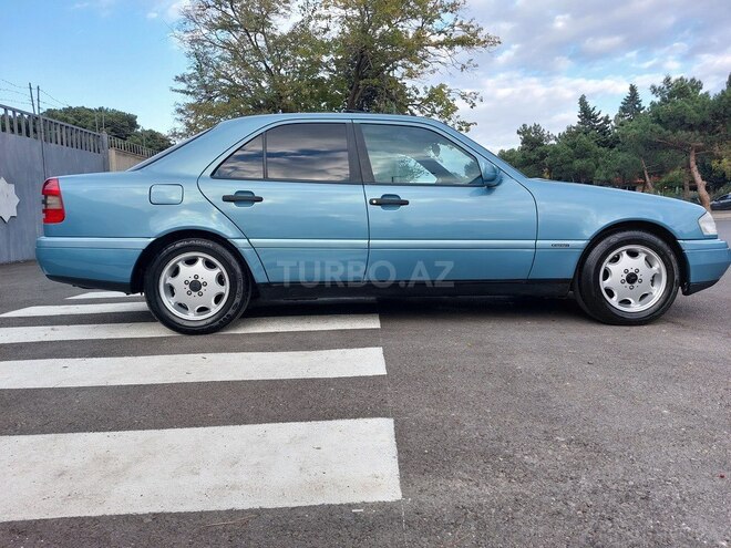 Mercedes C 220 1995, 352,444 km - 2.2 l - Bakı
