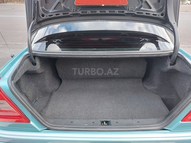 Mercedes C 220 1995, 352,444 km - 2.2 l - Bakı