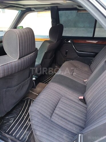 Mercedes E 220 1993, 458,000 km - 2.2 l - Gəncə
