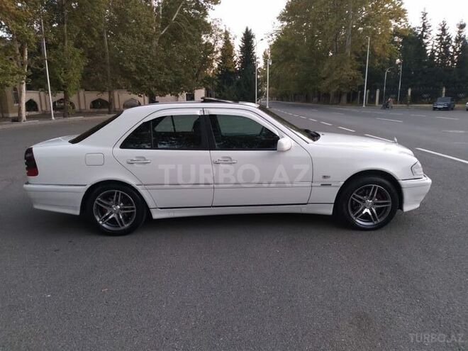 Mercedes C 240 1998, 287,000 km - 2.4 л - Mingəçevir