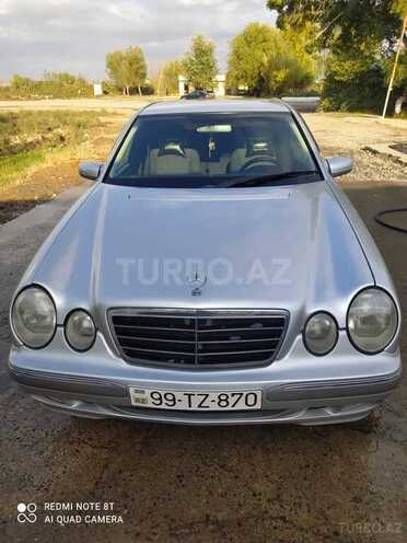 Mercedes E 240 2001, 226,594 km - 2.6 l - Salyan