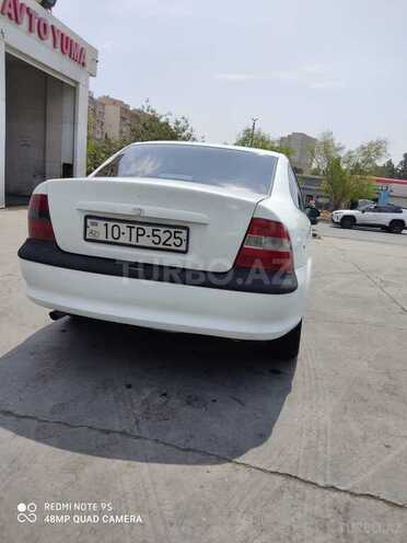 Opel Vectra 1997, 415,120 km - 2.0 l - Bakı