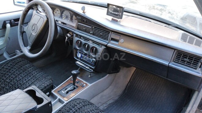 Mercedes 190 1993, 341,555 km - 2.0 л - Bakı