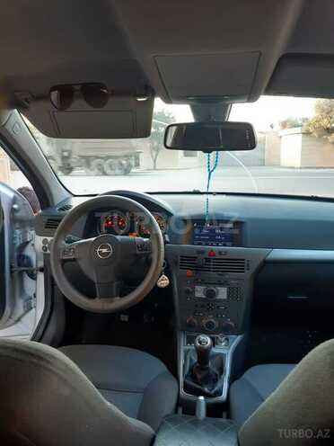 Opel Astra 2006, 223,000 km - 1.3 l - Bakı
