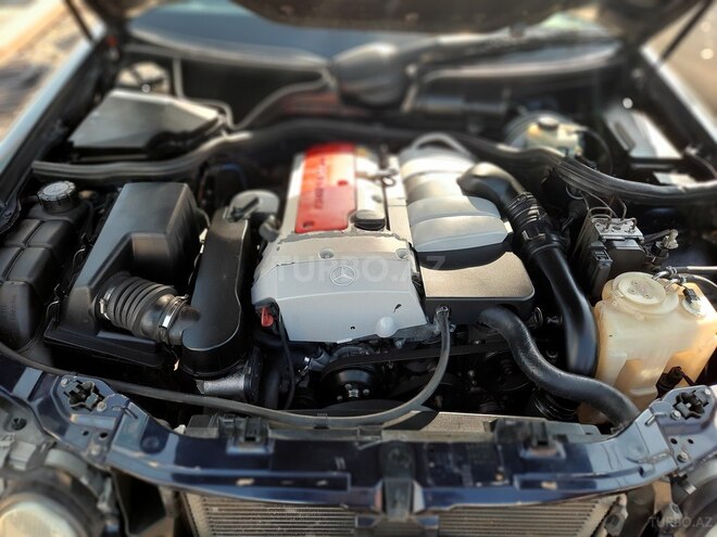 Mercedes E 200 2002, 189,000 km - 2.0 л - Gəncə