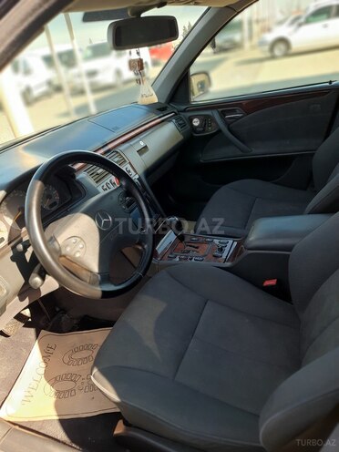 Mercedes E 200 2002, 189,000 km - 2.0 л - Gəncə