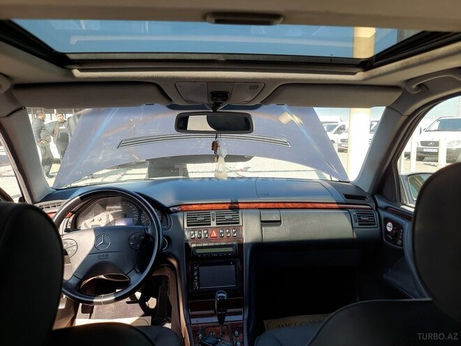 Mercedes E 200 2002, 189,000 km - 2.0 л - Gəncə