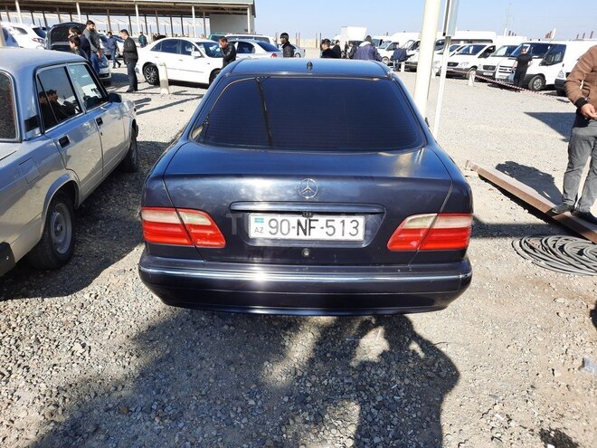 Mercedes E 200 2002, 189,000 km - 2.0 л - Gəncə