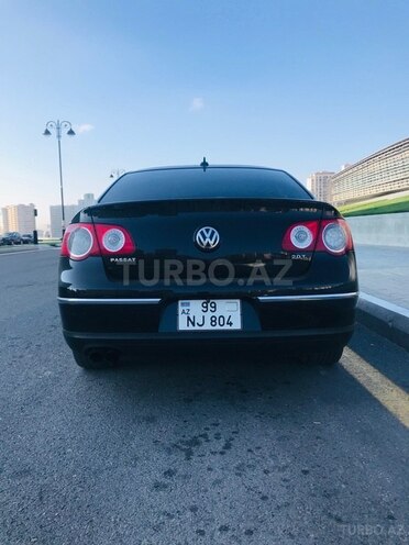 Volkswagen Passat 2006, 330,000 km - 2.0 l - Bakı