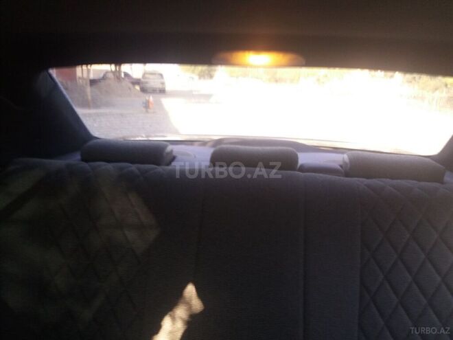 Mercedes E 220 1999, 34,200 km - 2.2 l - Cəlilabad