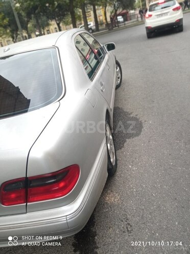 Mercedes E 220 2001, 352,400 km - 2.2 l - Bakı