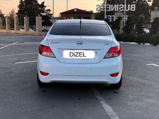 Hyundai Accent 2012, 55,000 km - 1.6 l - Bakı