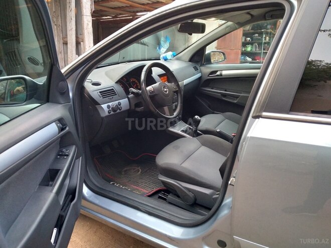Opel Astra 2006, 169,000 km - 1.4 l - Bakı