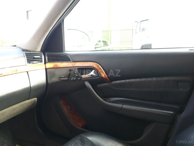 Mercedes S 320 2000, 299,000 km - 3.2 l - Bakı