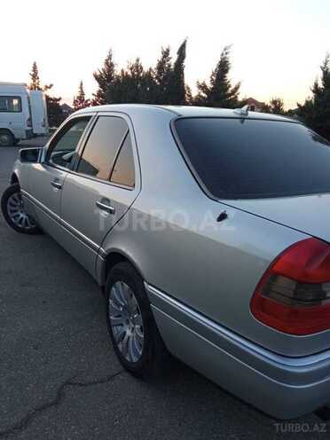 Mercedes C 180 1996, 302,000 km - 1.8 l - Bakı
