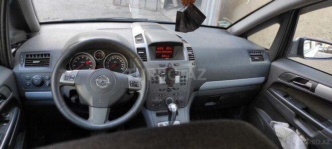 Opel Zafira 2005, 262,000 km - 2.2 l - Bakı