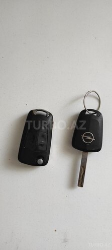 Opel Zafira 2005, 262,000 km - 2.2 l - Bakı