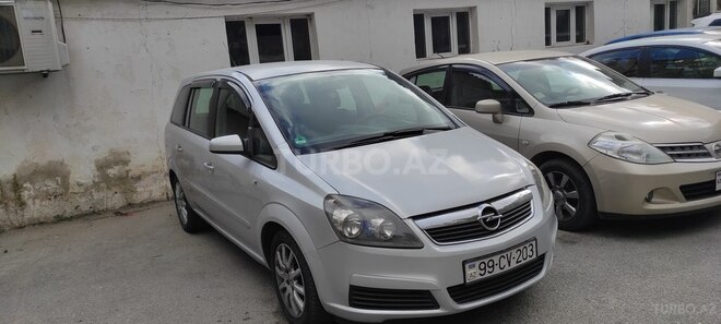 Opel Zafira 2005, 262,000 km - 2.2 l - Bakı