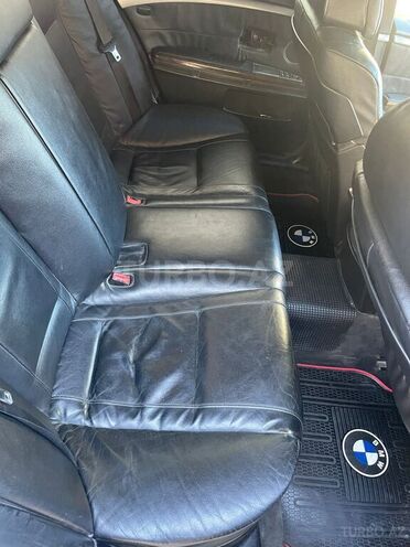 BMW 745 2001, 294,785 km - 4.4 l - Bakı