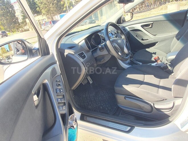 Hyundai Elantra 2014, 136,355 km - 1.8 l - Sumqayıt