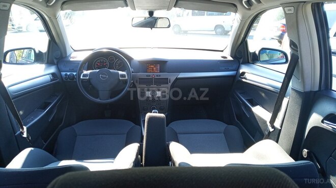 Opel Astra 2004, 161,000 km - 1.4 l - Bakı