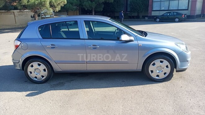 Opel Astra 2004, 161,000 km - 1.4 l - Bakı