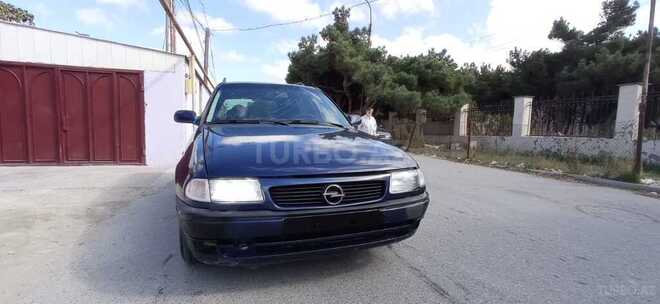 Opel Astra 1997, 270,000 km - 1.4 l - Bakı