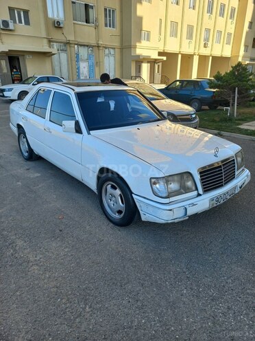 Mercedes E 220 1995, 557,000 km - 2.2 l - Bakı