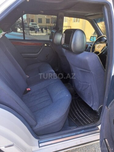 Mercedes E 220 1995, 557,000 km - 2.2 l - Bakı
