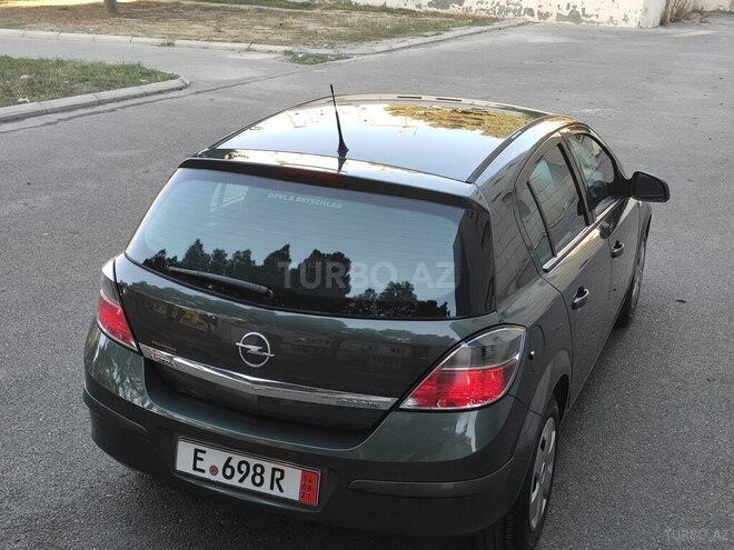 Opel Astra 2009, 189,521 km - 1.4 l - Bakı