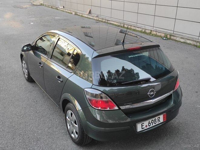 Opel Astra 2009, 189,521 km - 1.4 l - Bakı