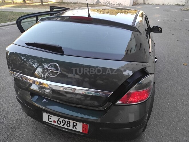 Opel Astra 2009, 189,521 km - 1.4 l - Bakı