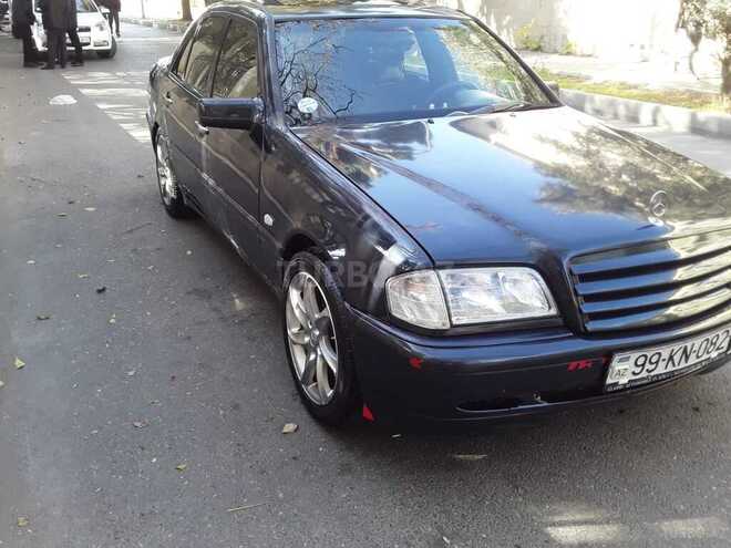 Mercedes C 200 1998, 420,000 km - 2.0 l - Bakı