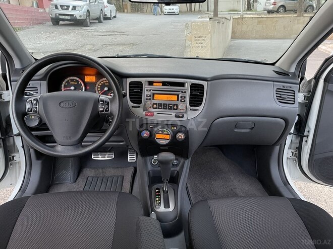 Kia Rio 2006, 137,000 km - 1.5 l - Bakı