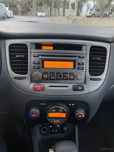 Kia Rio 2006, 137,000 km - 1.5 l - Bakı