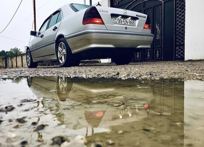 Mercedes C 240 1997, 310,000 km - 2.4 л - Şabran